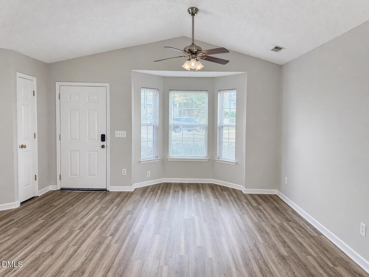 Bright and spacious entryway interior - 5212 Marthonna Way, Raleigh, NC 27616, Raleigh