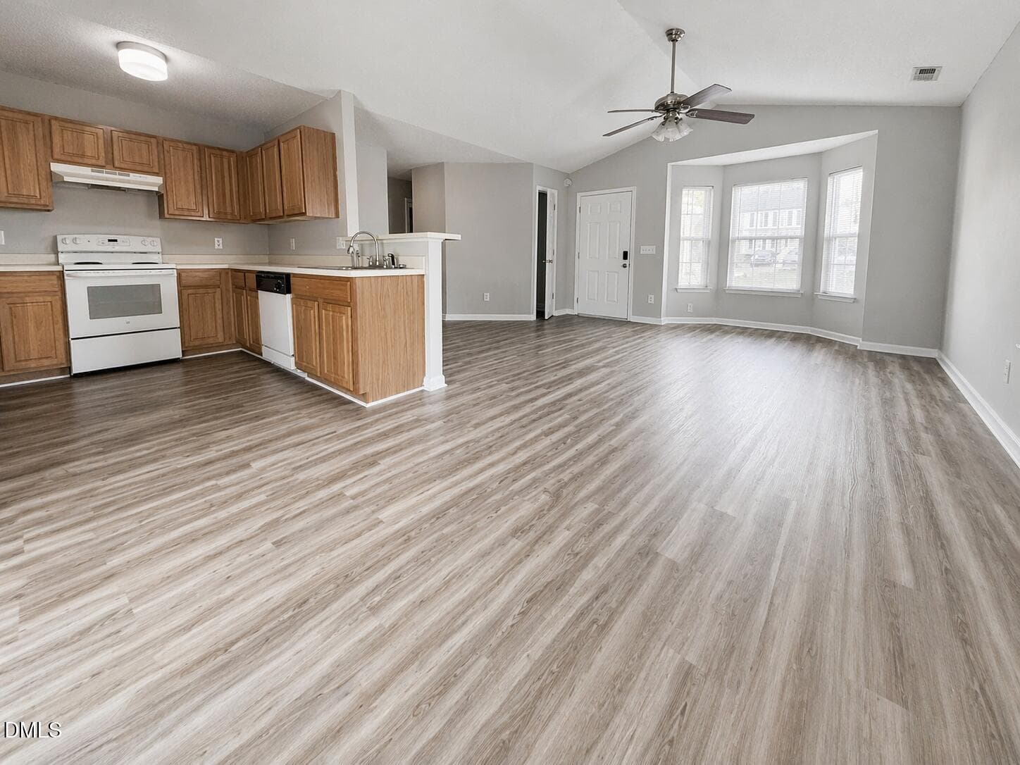 Bright modern home interior with open ki - 5212 Marthonna Way, Raleigh, NC 27616, Raleigh