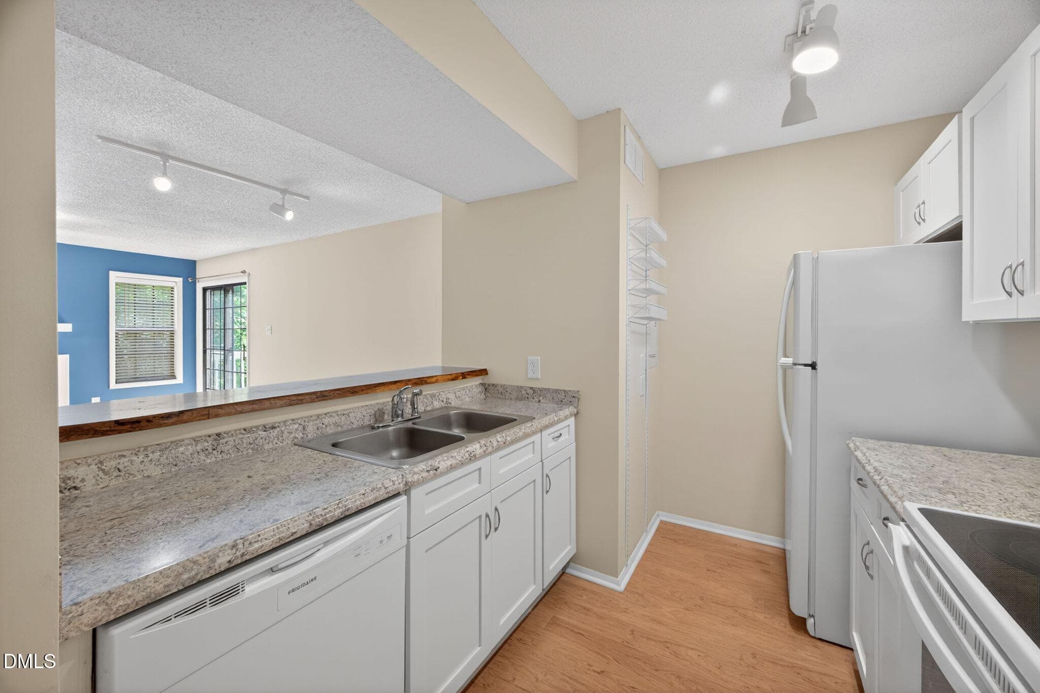 Kitchen - 3704 Chimney Ridge Place Apt 207, Durham, NC 27713, Durham