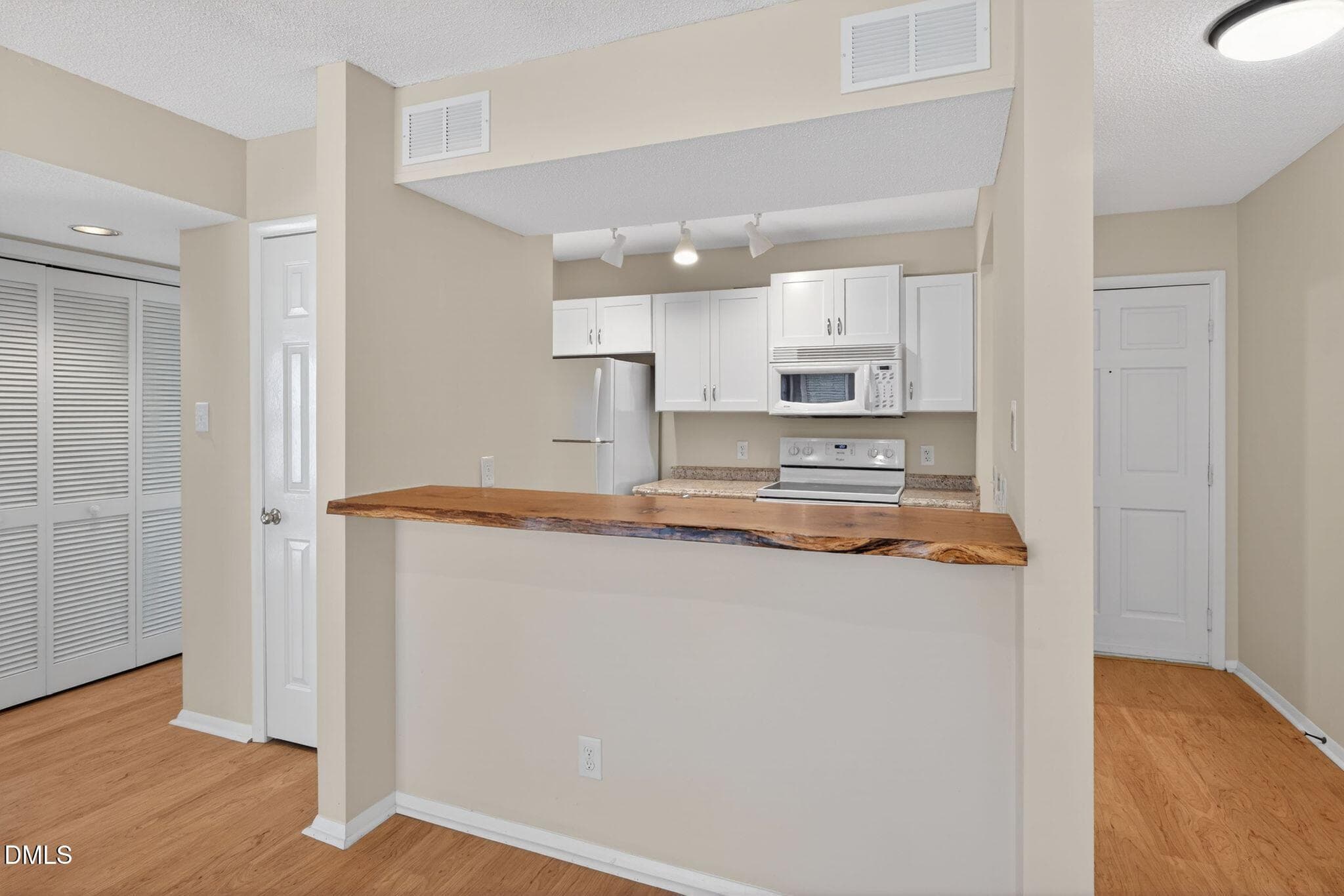Kitchen - 3704 Chimney Ridge Place Apt 207, Durham, NC 27713, Durham