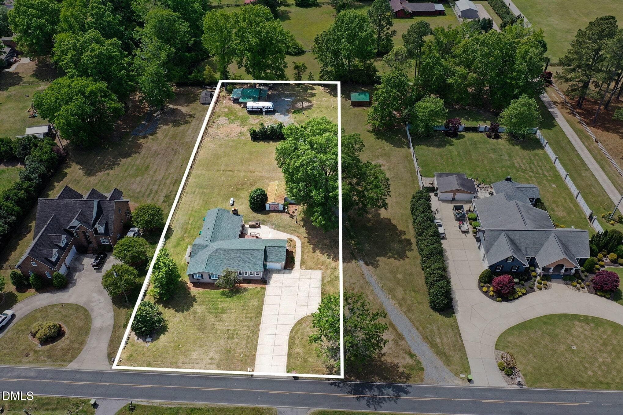 1782 Chicora Road, Dunn, NC 28334