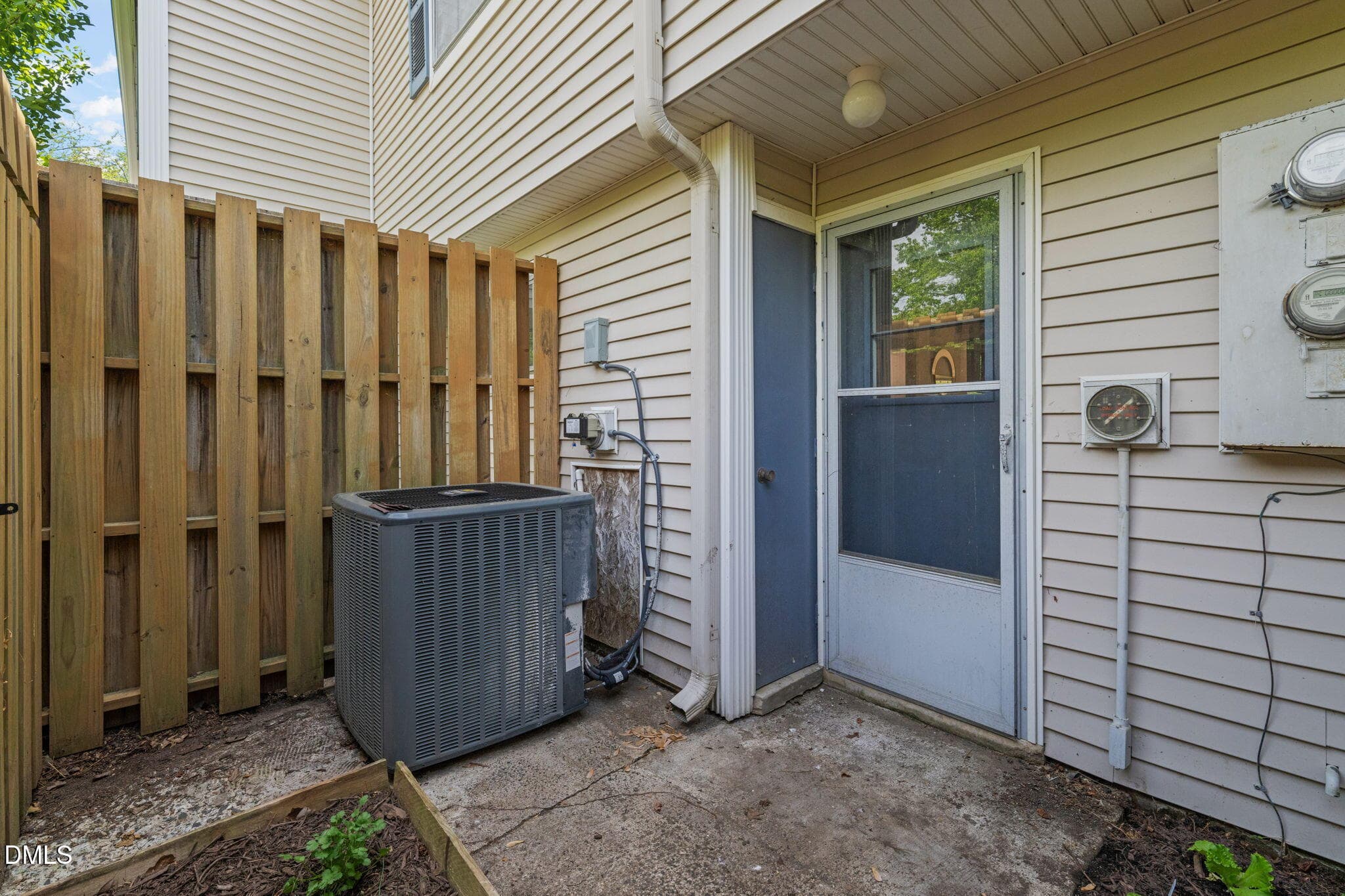 34-web-or-mls-untitled-35 - 220 Elizabeth Street Apt E7, Chapel Hill, NC 27514, Chapel Hill