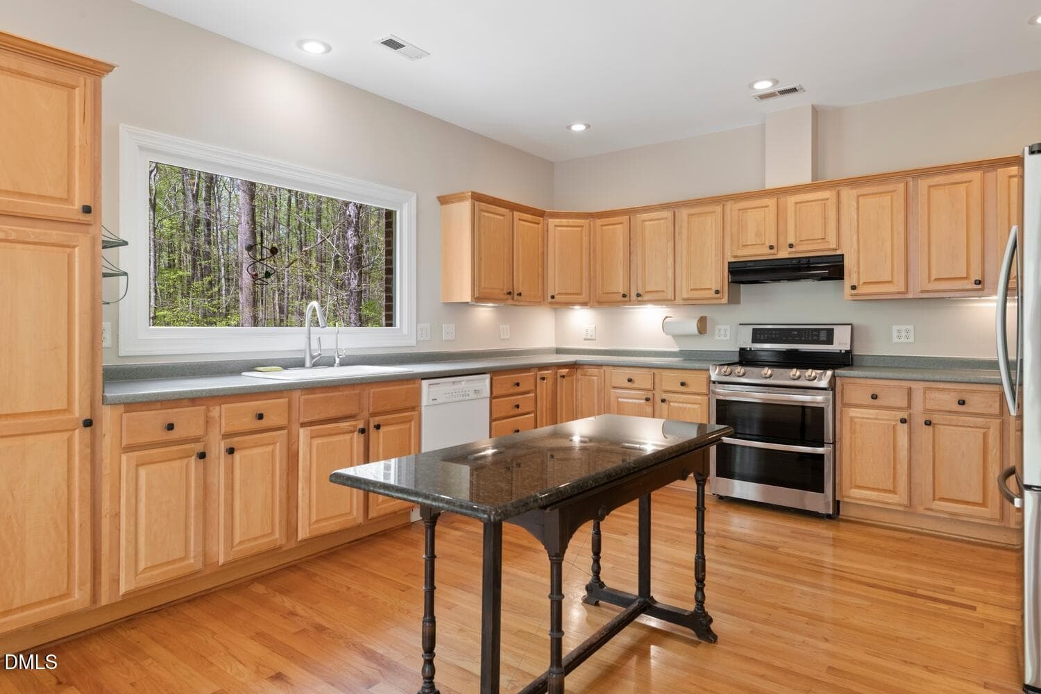 Kitchen - 4524 Ridge Trail, Efland, NC 27243, Efland
