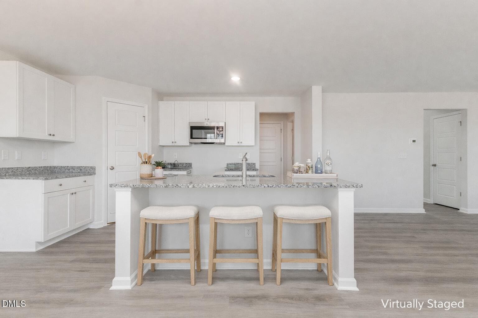Coastal-themed kitchen - 77 Littlefield Lane (31), La Grange, NC 28551