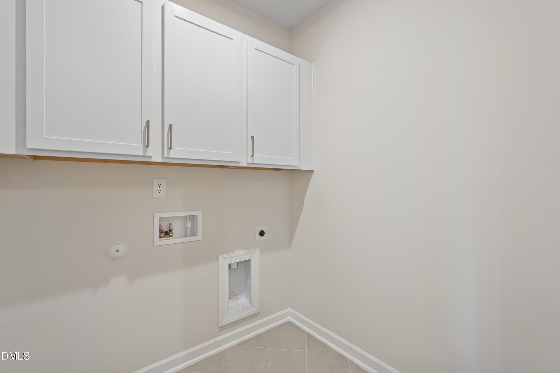 Summit at Homestead 2_Laundry Room_1.13. - 256 Oak Summit Place, Chapel Hill, NC 27516