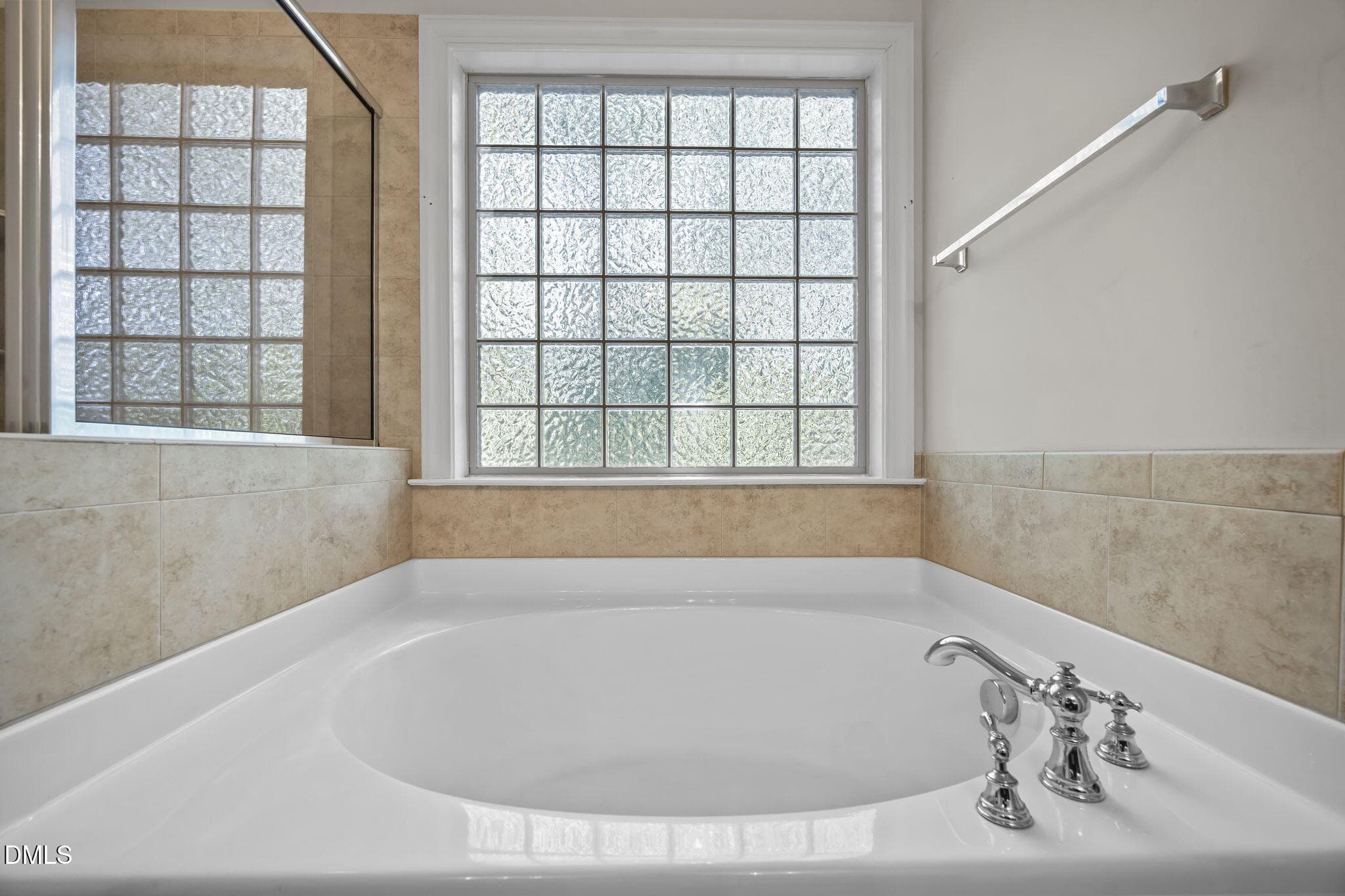 40-web-or-mls-IMG_6045 - 908 Pirouette Court, Raleigh, NC 27606, Raleigh