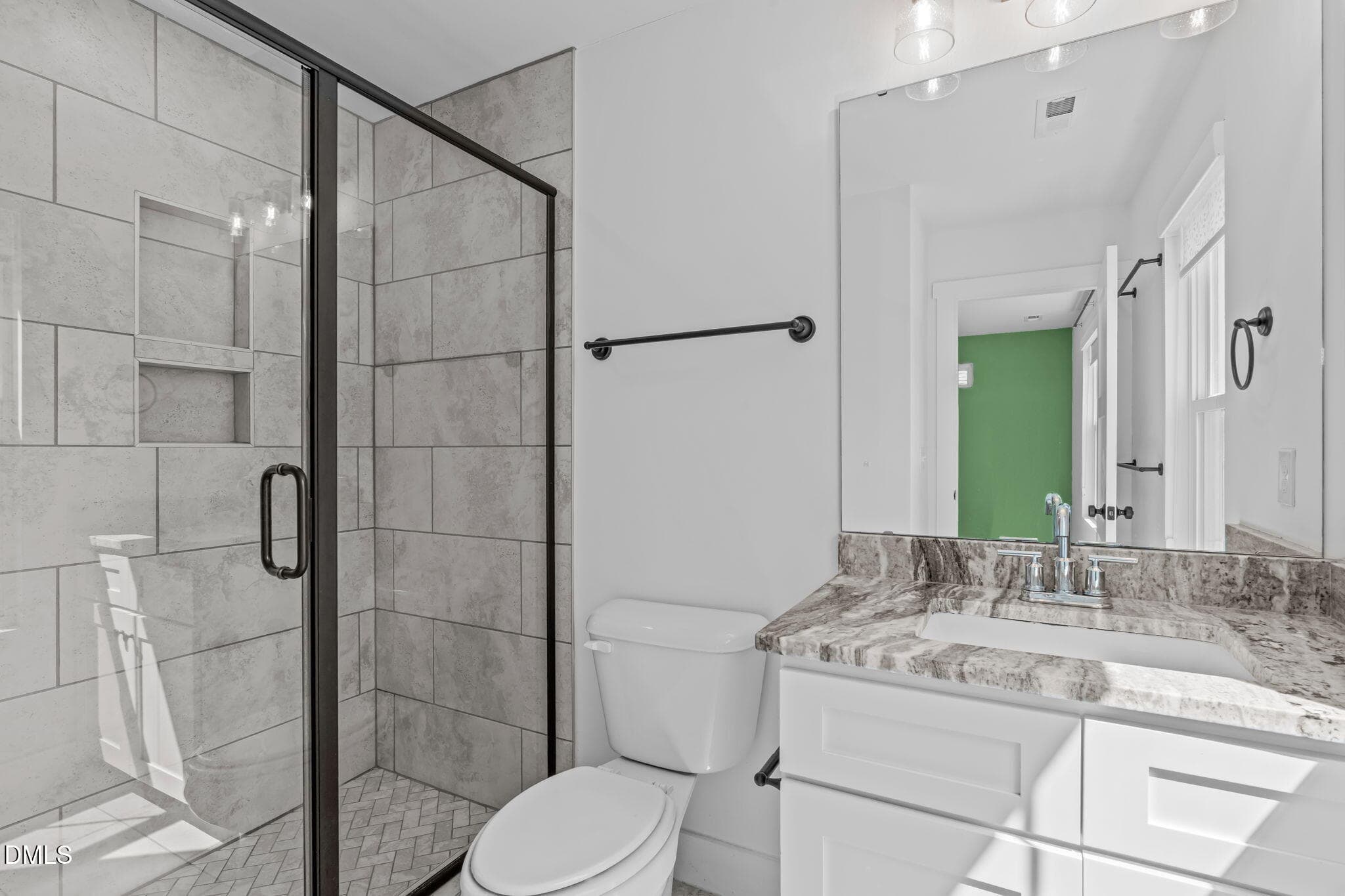 Ensuite - 2801b Cannada Avenue, Durham, NC 27704, Durham