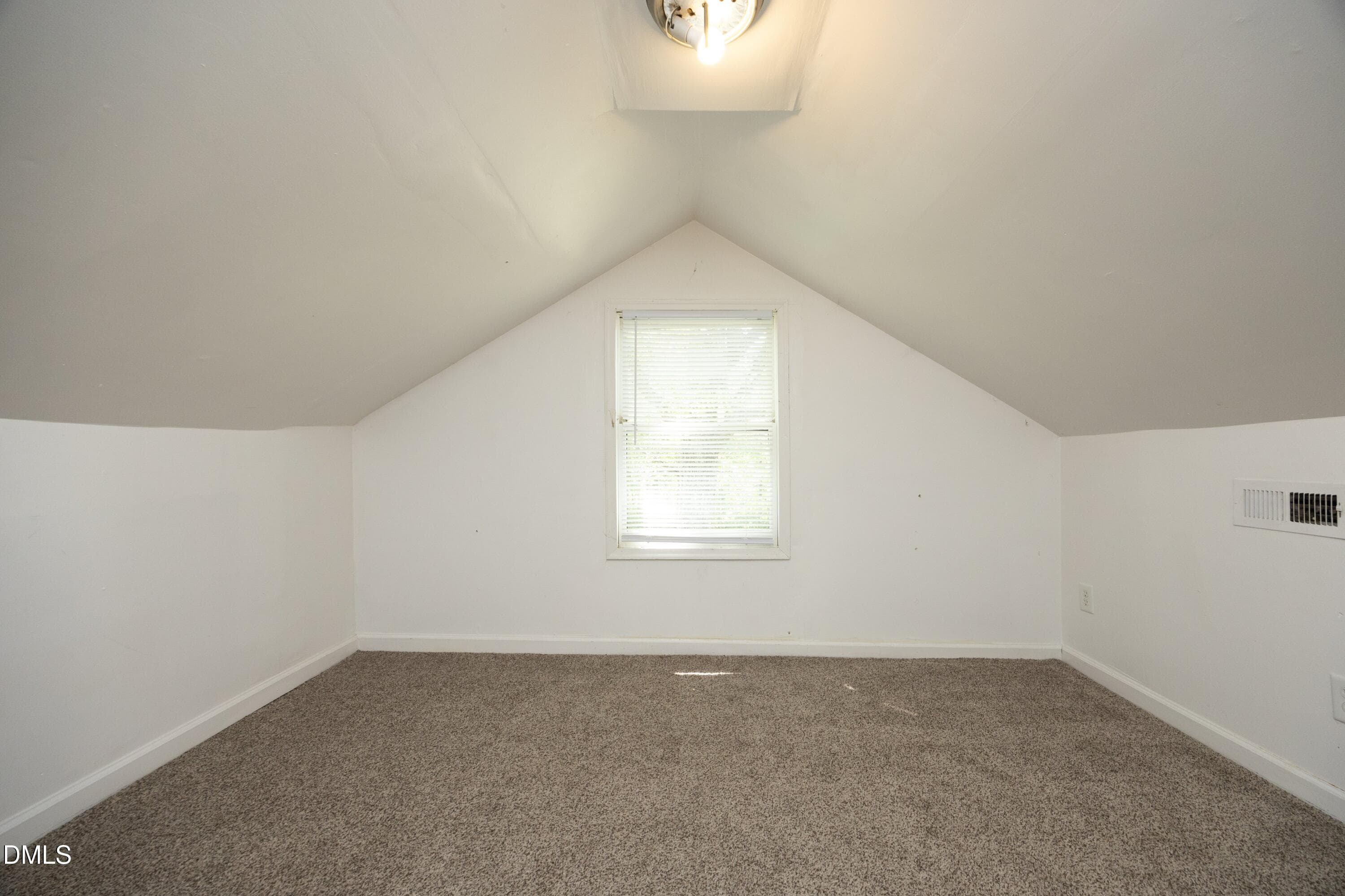 37FlexRoomTwo - 2490 Freshwater Road, Haw River, NC 27258, Haw River