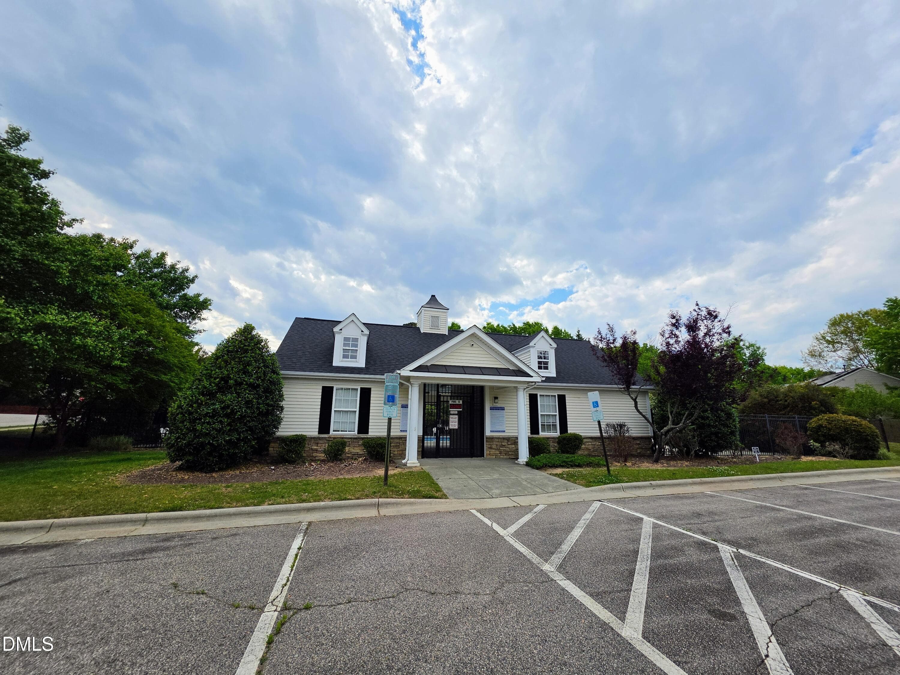 HOA Includes club house - 5456 Thunderidge Drive, Raleigh, NC 27610, Raleigh