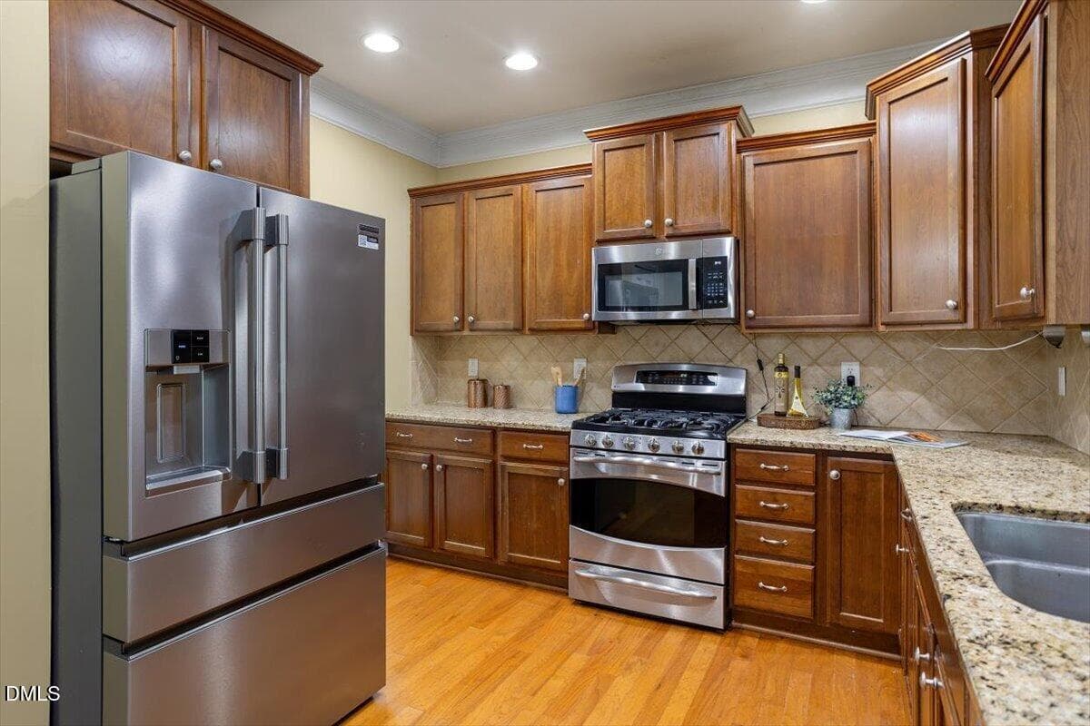 kitchen - 1757 Laurel Park Place, Cary, NC 27511, Cary