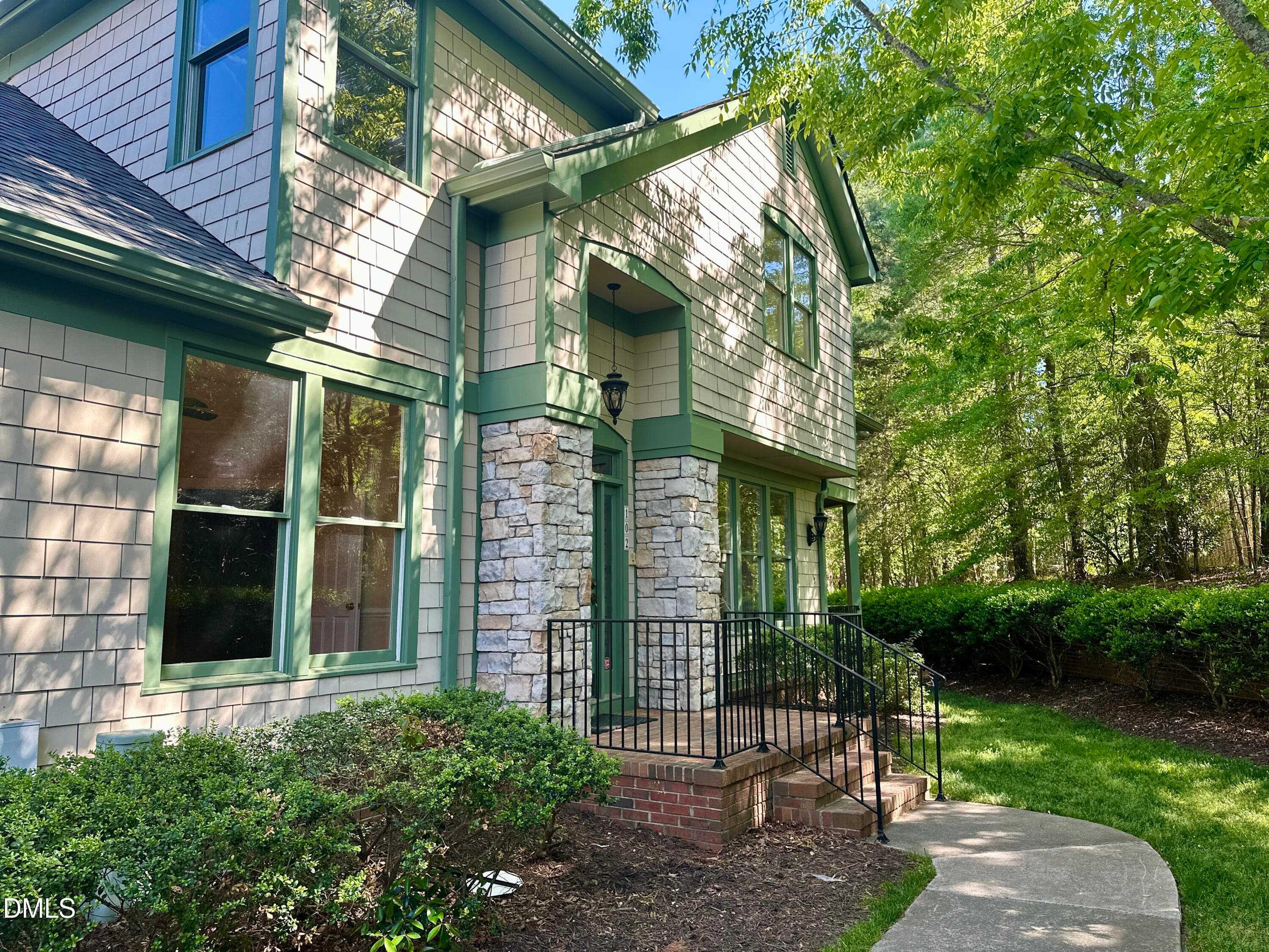 102 Presque Isle Lane Bldg 100, Chapel Hill, NC 27514