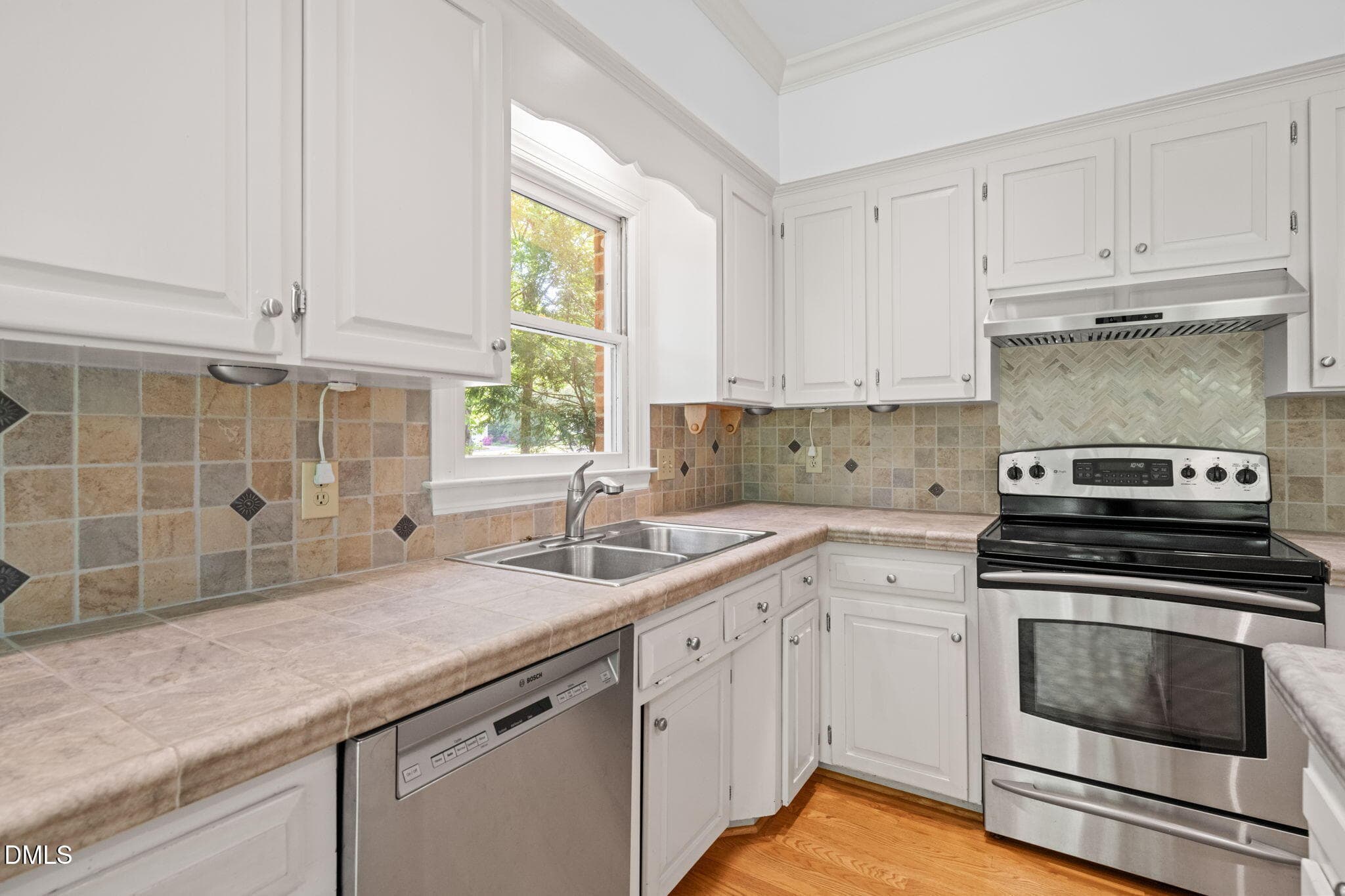 10-web-or-mls-untitled-17 - 107 Thornewood Drive, Cary, NC 27518, Cary