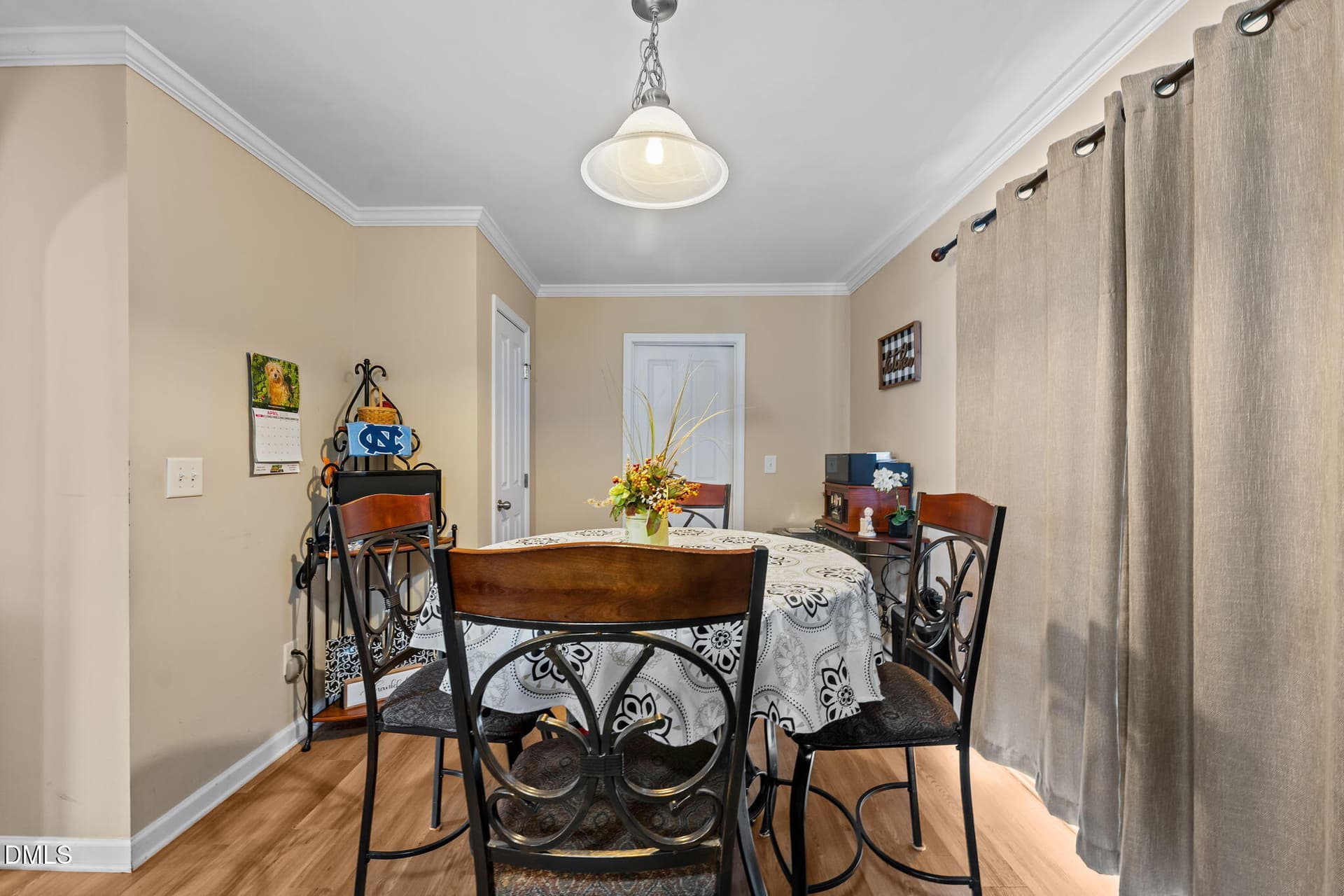 18-web-or-mls-ROB08501 - 212 Haywards Lane, Mebane, NC 27302