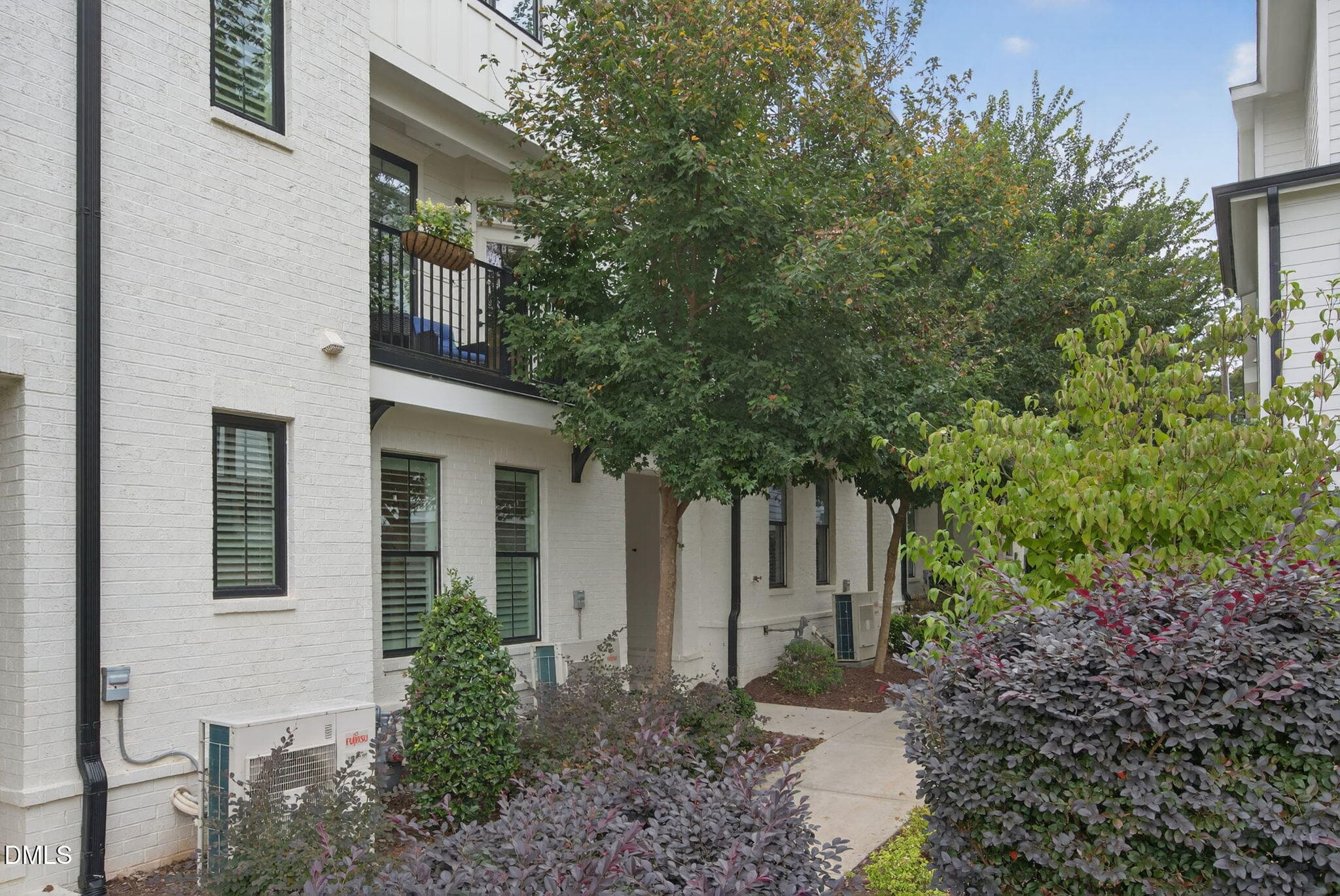38-web-or-mls-1610-draper-view-loop-102- - 1610 Draper View Loop 102, Raleigh, NC 27608, Raleigh