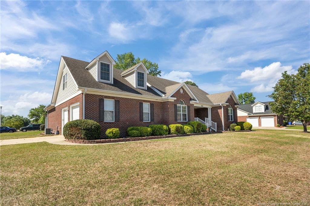 Photo 3 - 3805 Sunchase Drive, Fayetteville, NC 28306, Fayetteville