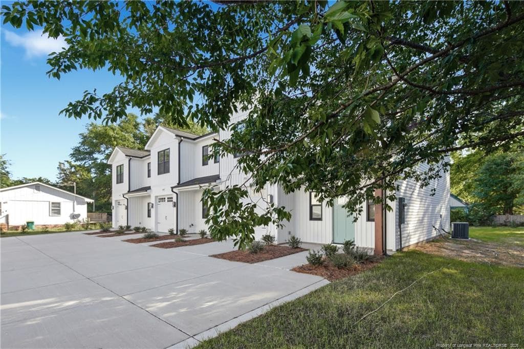 Photo 2 - 3927 Hamilton Street, Hope Mills, NC 28348