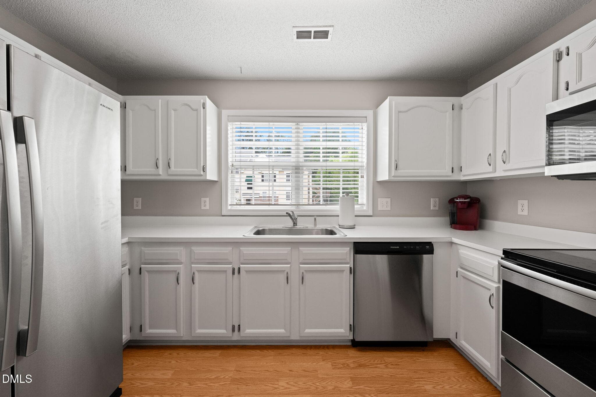 Kitchen (2) - 2201 Mountain Mist Court 301, Raleigh, NC 27603, Raleigh