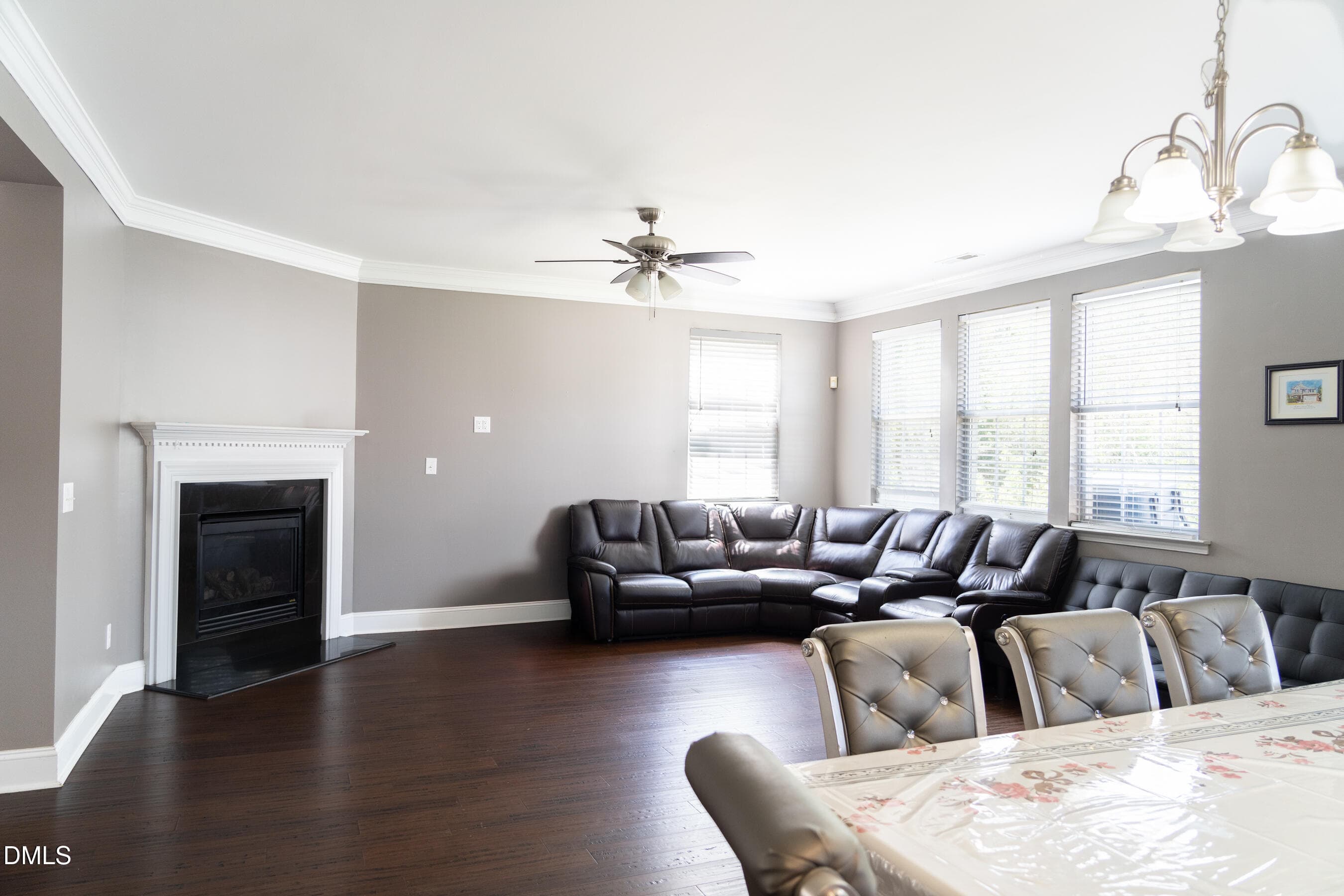 (Upload-from-mobile-1776808165)10_living - 3304 Mackinac Island Lane, Raleigh, NC 27610, Raleigh