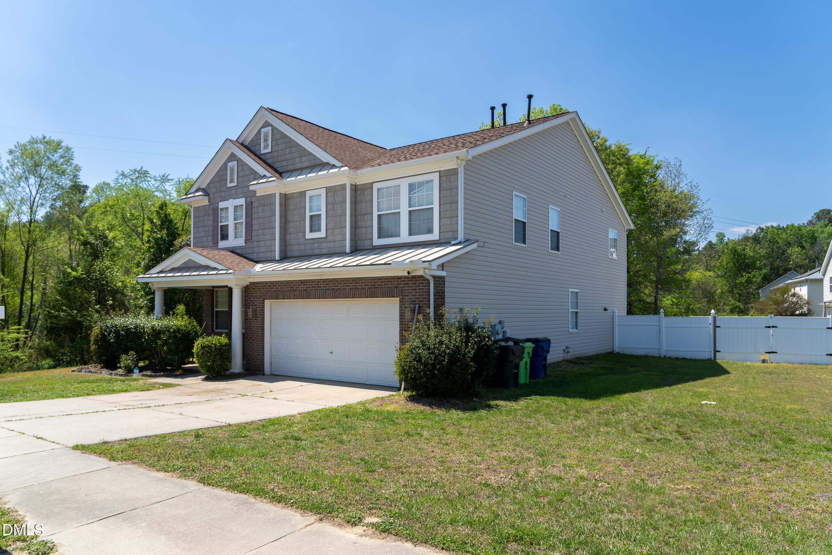 (Upload-from-mobile-1776808394)3_siding - 3304 Mackinac Island Lane, Raleigh, NC 27610, Raleigh