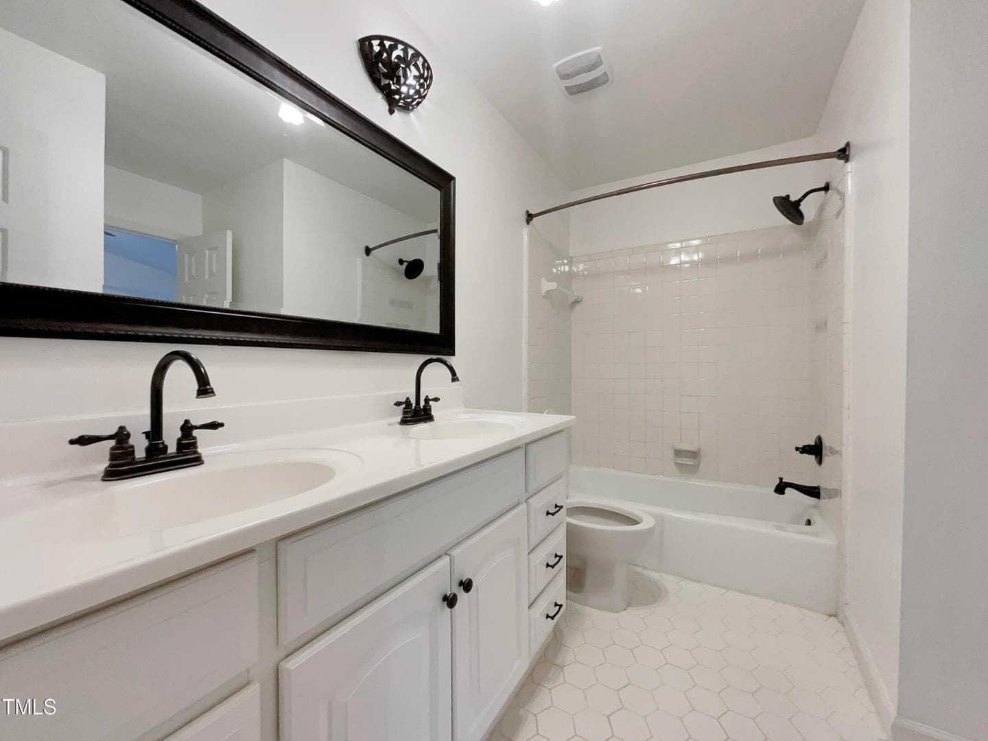 Photo #13 - 102 Shotts Court, Cary, NC 27511, Cary