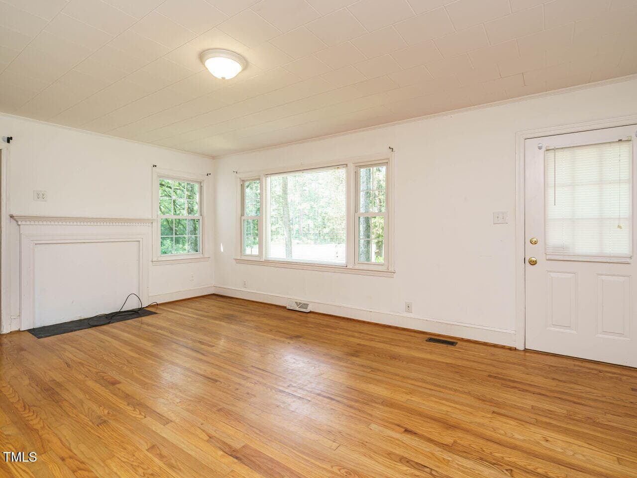 003-1280x960-living-room - 1191 Old Sanford Road, Moncure, NC 27559