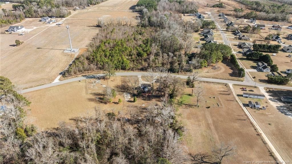 Photo 1 - 1737 W Carthage Road, Lumberton, NC 28360