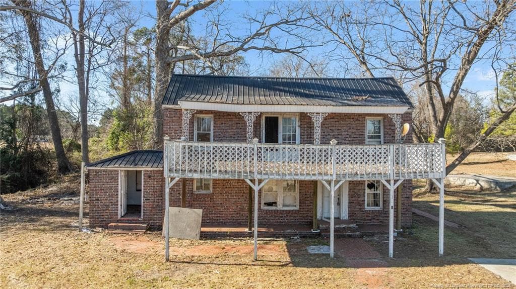 Photo 2 - 1737 W Carthage Road, Lumberton, NC 28360