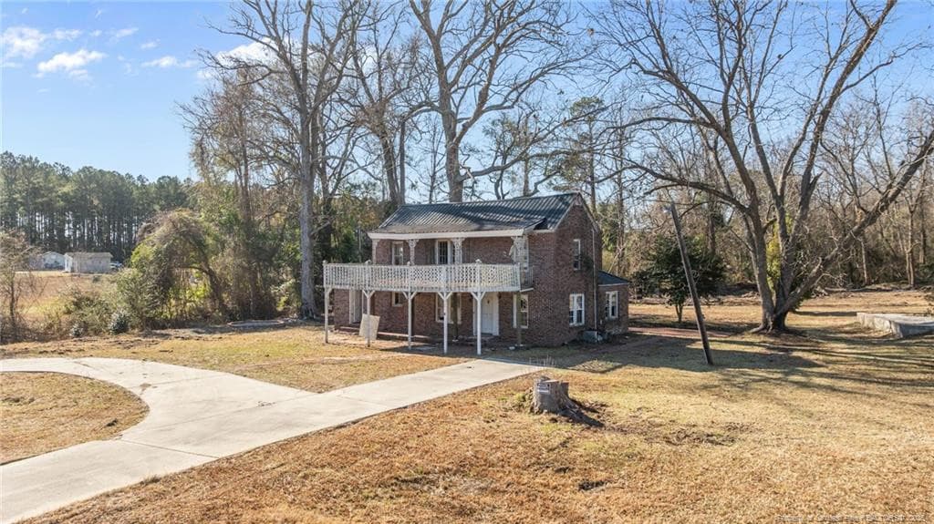 Photo 3 - 1737 W Carthage Road, Lumberton, NC 28360