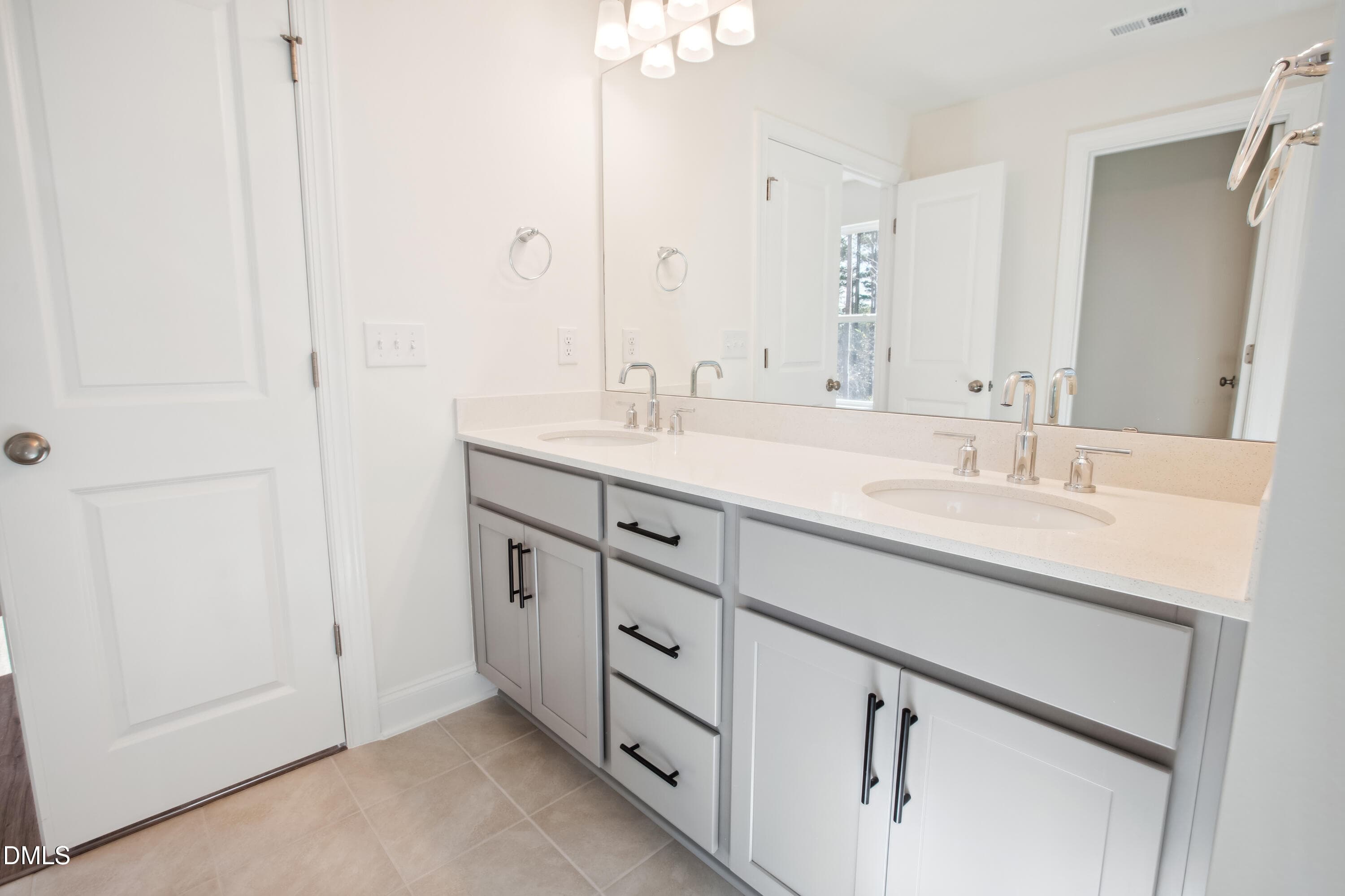 Fontana - BTS 66 - upper level-primary b - 544 Saul Meadow Drive, Zebulon, NC 27597