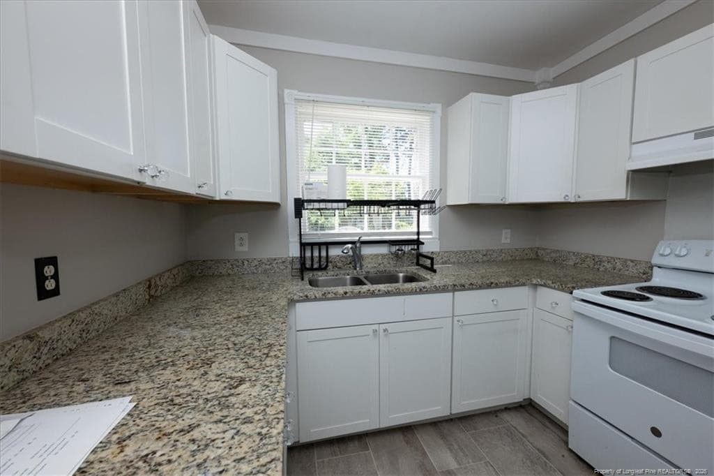 Photo 9 - 2201 N McMillan Ave, Lumberton, NC 28358