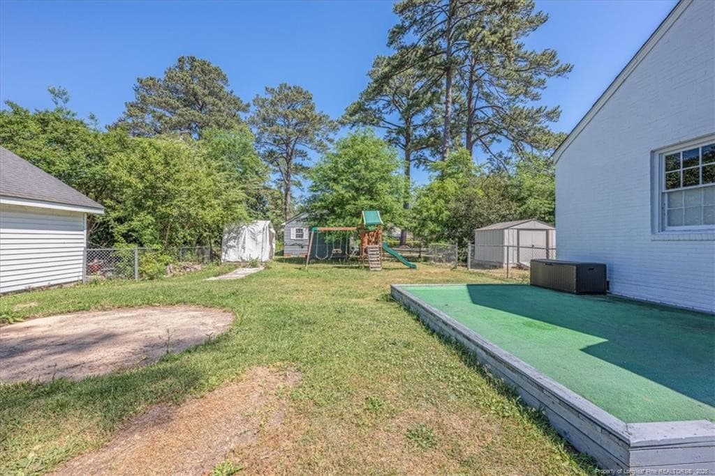 Photo 25 - 2201 N McMillan Ave, Lumberton, NC 28358
