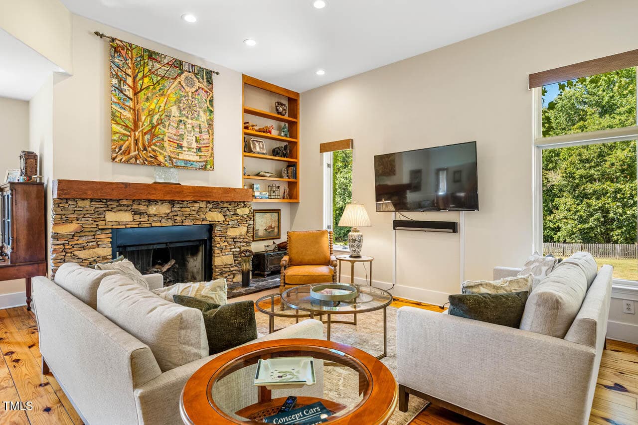 Living Room - 1021 Parchemin Trail, Chapel Hill, NC 27516