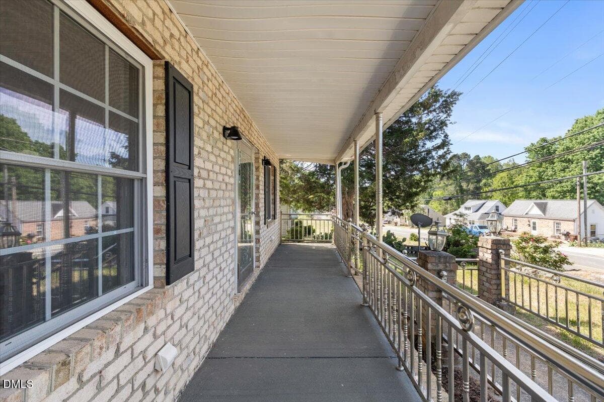 05-836 S Main St - 836 S Main Street, Roxboro, NC 27573
