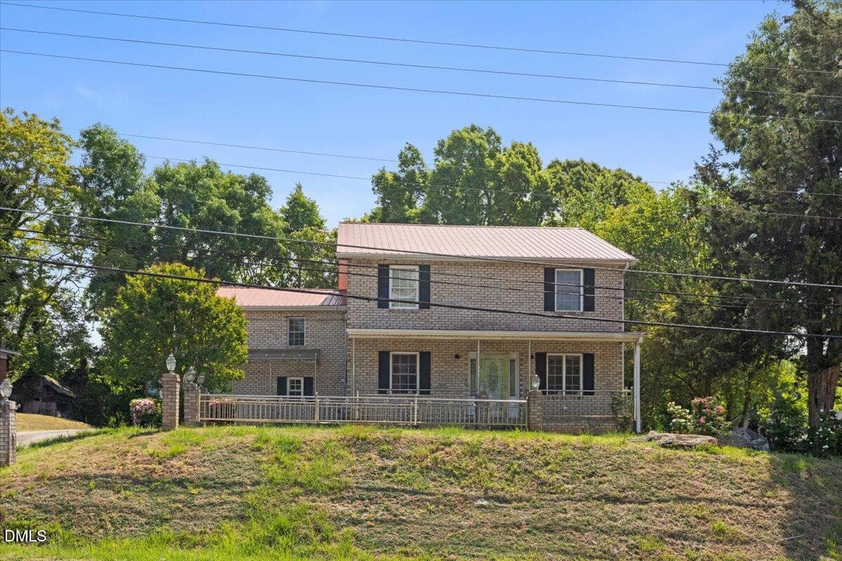 836 S Main Street, Roxboro, NC 27573