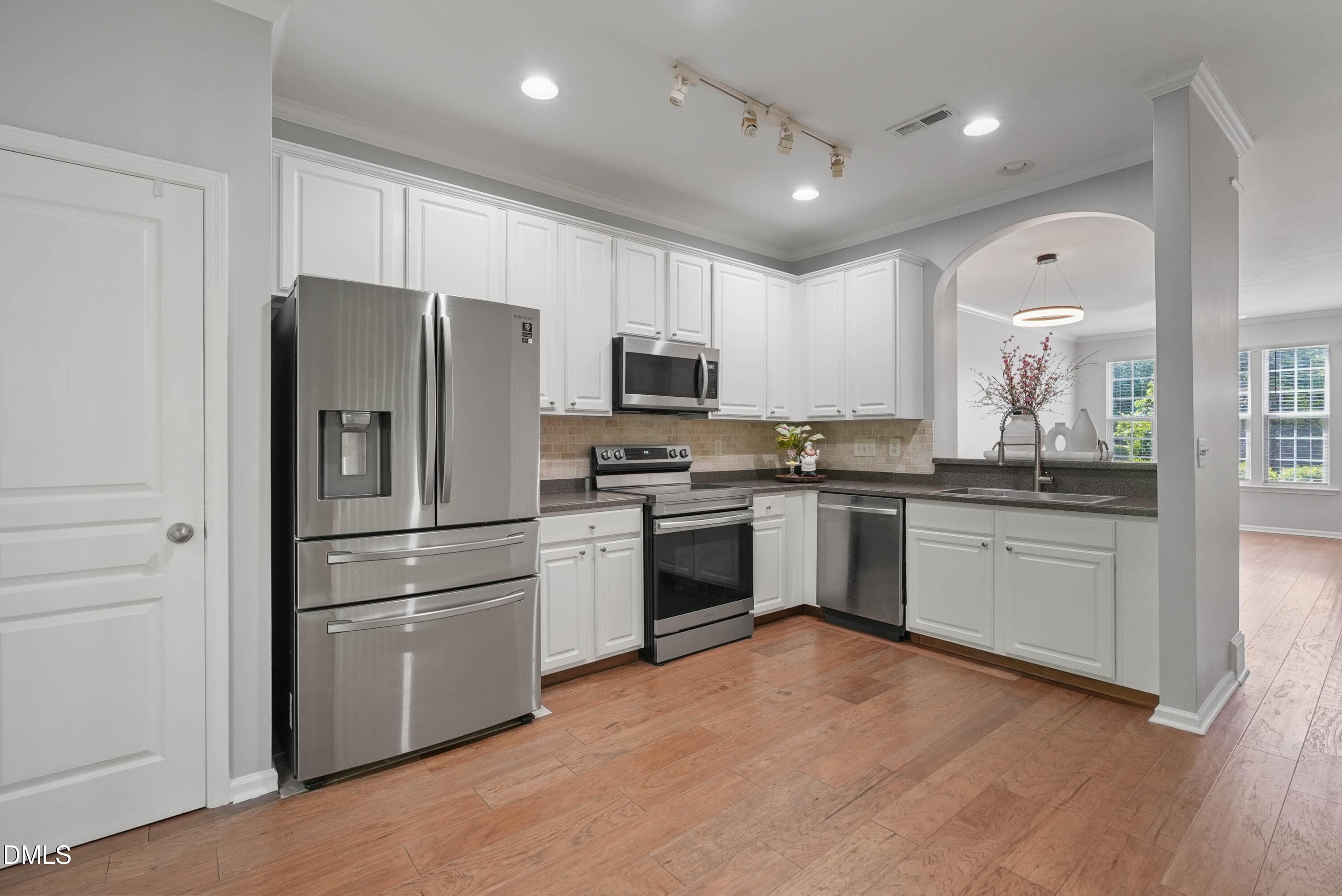 3 year old appliance package - 7850 Spungold Street, Raleigh, NC 27617, Raleigh
