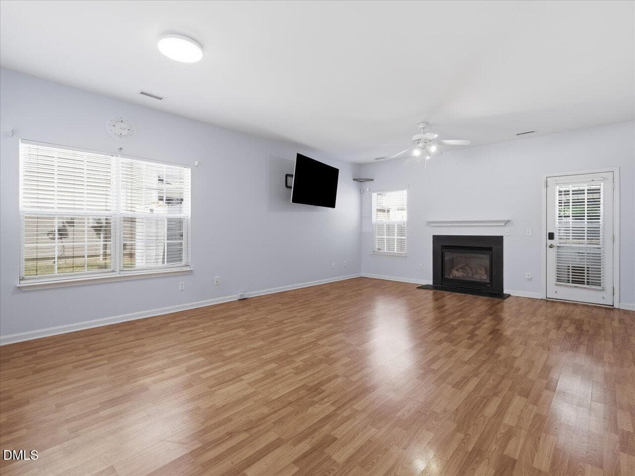 10-Living-Dining - 5309 Neuse Forest Road, Raleigh, NC 27616