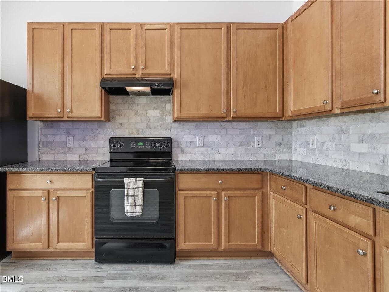 21-Eat in Kitchen - 5309 Neuse Forest Road, Raleigh, NC 27616