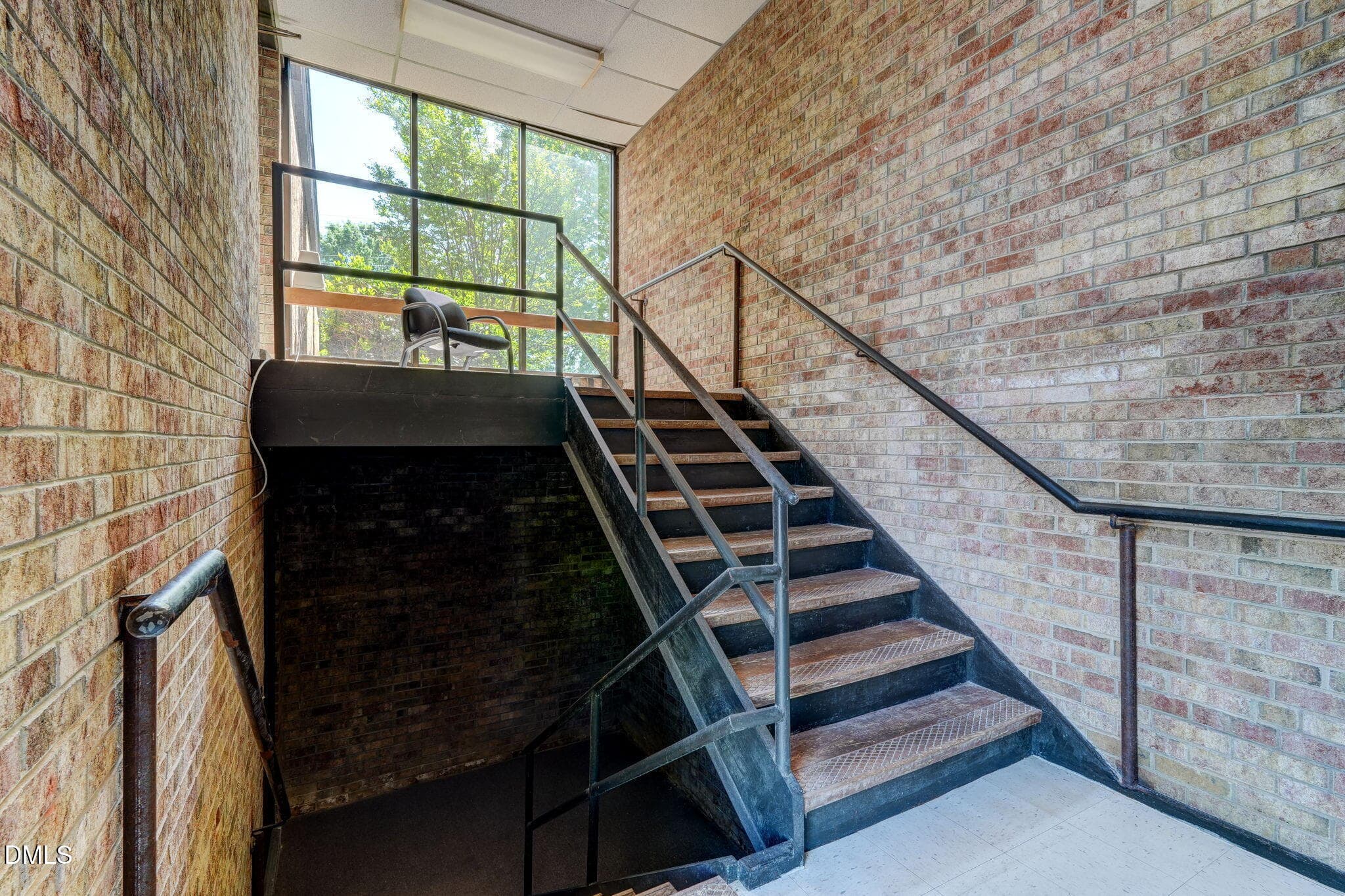 26-web-or-mls-3311 Burlington Rd-31 - 3311 Burlington Road Suite A & B, Greensboro, NC 27405, Greensboro