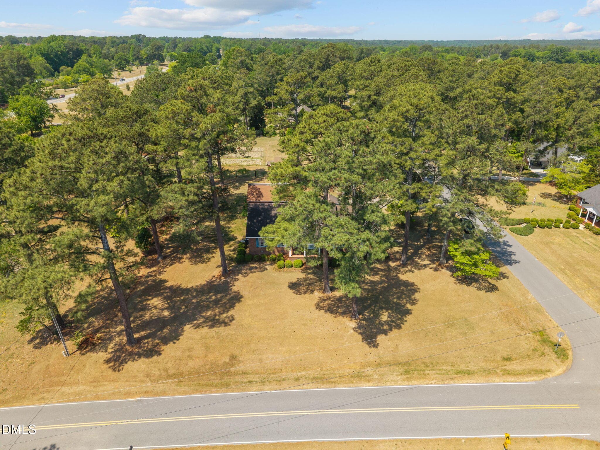 MATURE LANDSCAPING - 85 Oak Street, Lillington, NC 27546