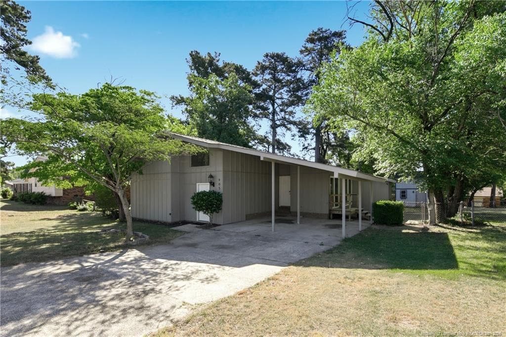 Photo 3 - 905 Bucknell Road, Fayetteville, NC 28311, Fayetteville