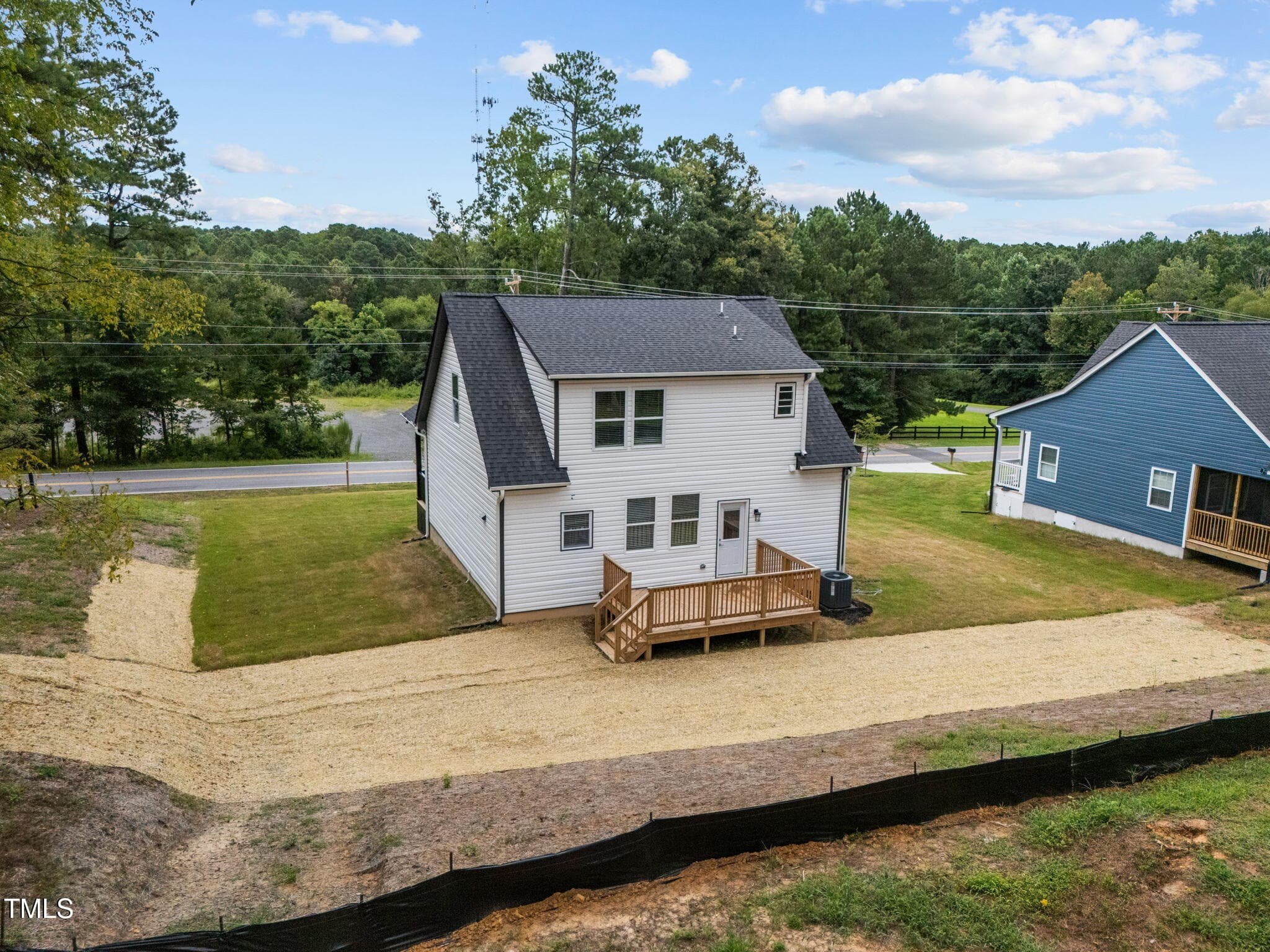 Front from far - 525 N Hoover Road, Durham, NC 27703, Durham