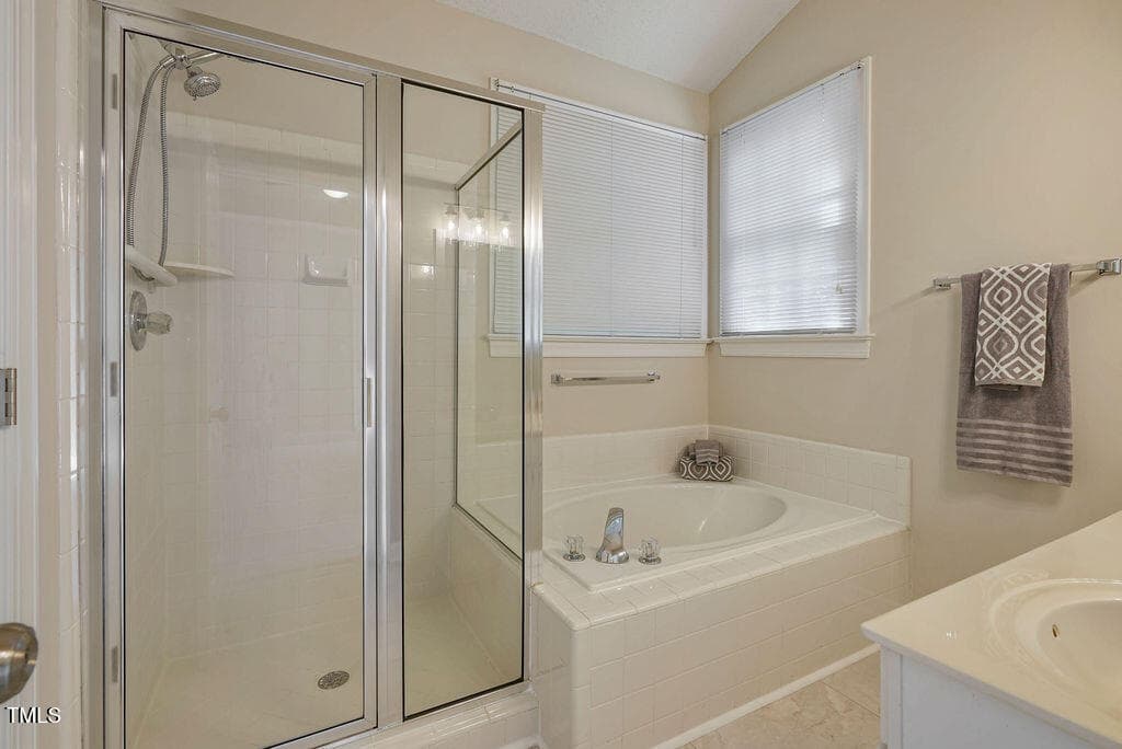 125chimney-148 - 125 Chimney Rise Drive, Cary, NC 27511, Cary