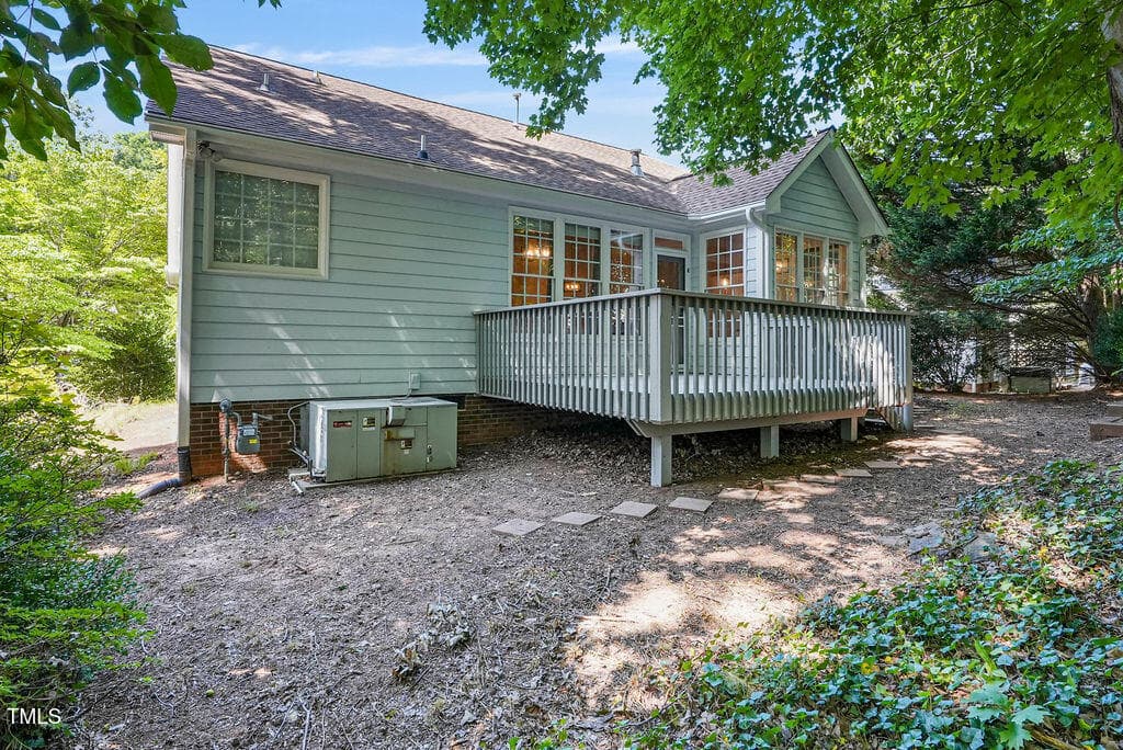 125chimney-18 - 125 Chimney Rise Drive, Cary, NC 27511
