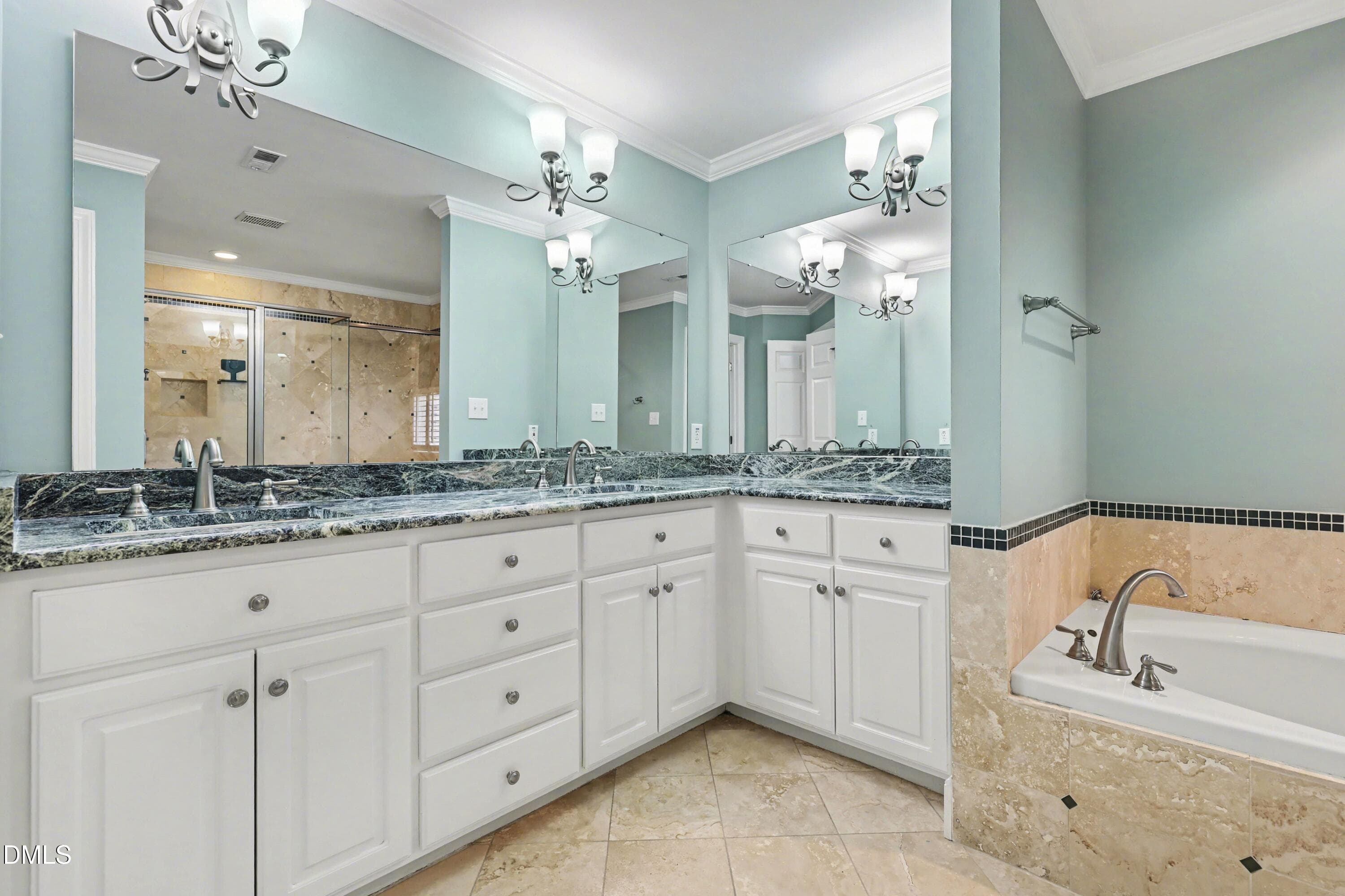 024_file_6802 - 4708 Bartwood Drive, Raleigh, NC 27613, Raleigh