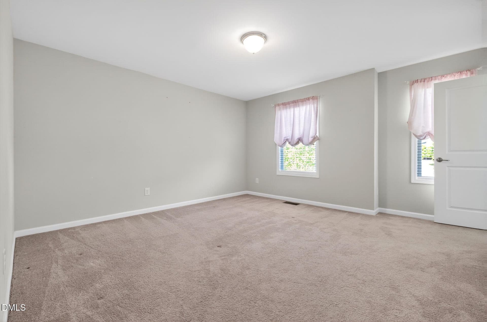 42-web-or-mls-TGP04600 - 258 Chatsworth Lane, Clayton, NC 27527