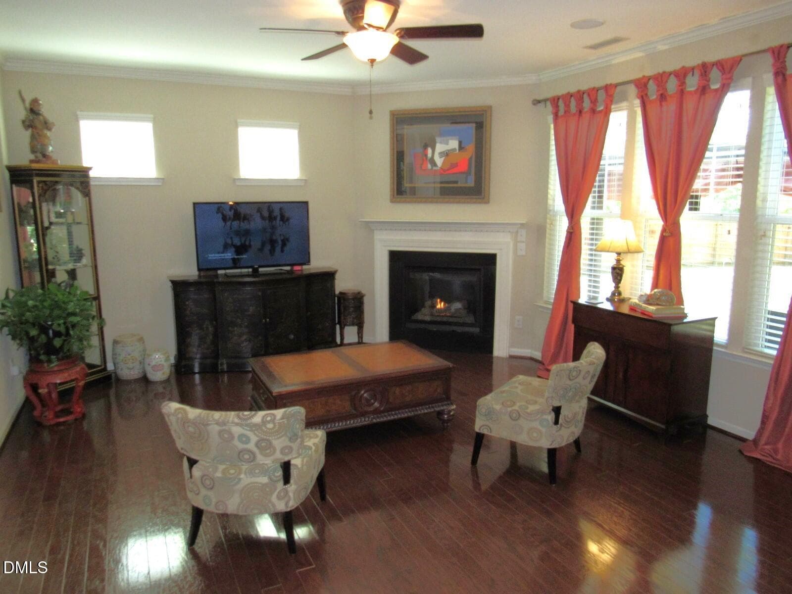 Living room - 724 Forrest Lane, Creedmoor, NC 27522