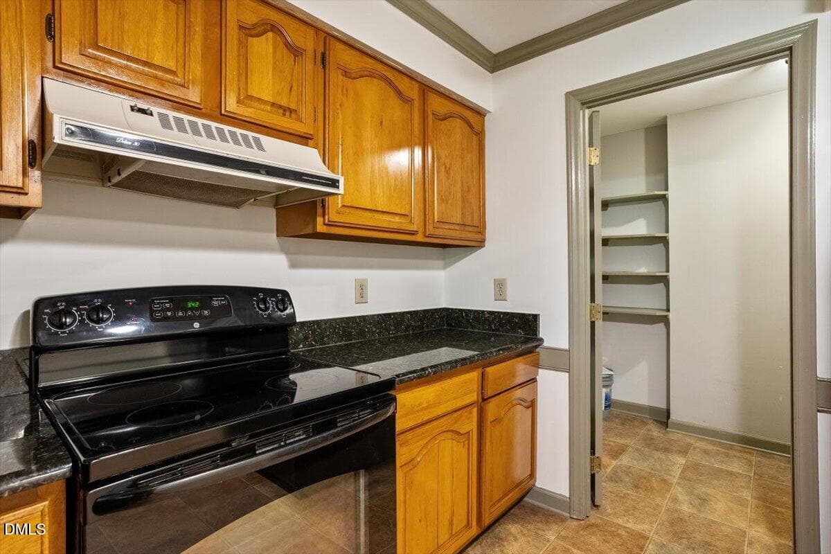 13-4522 Hamptonshire Dr [2973322]_13 - 4522 Hamptonshire Drive, Raleigh, NC 27613, Raleigh