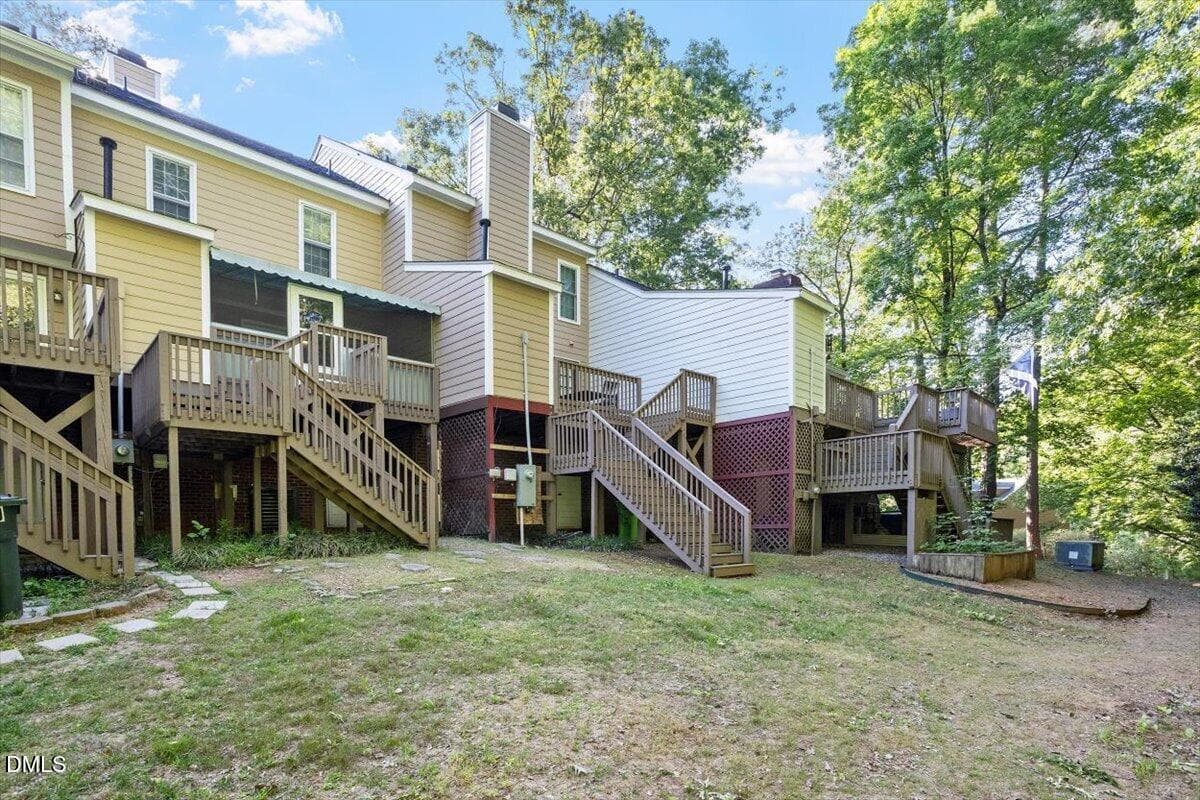 04-4522 Hamptonshire Dr [2973322]_04 - 4522 Hamptonshire Drive, Raleigh, NC 27613, Raleigh