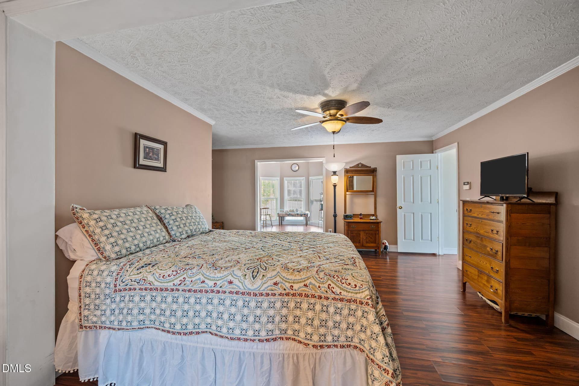 23-web-or-mls-IMG_8717 - 557 Olives Chapel Road, Apex, NC 27502