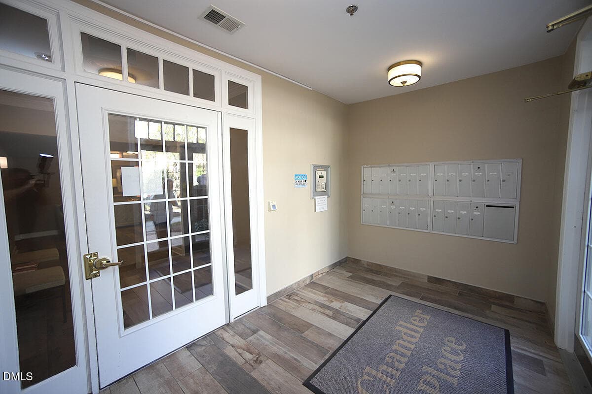 100 Northbrook Unit 207I - 100 Northbrook Drive 207, Raleigh, NC 27609, Raleigh